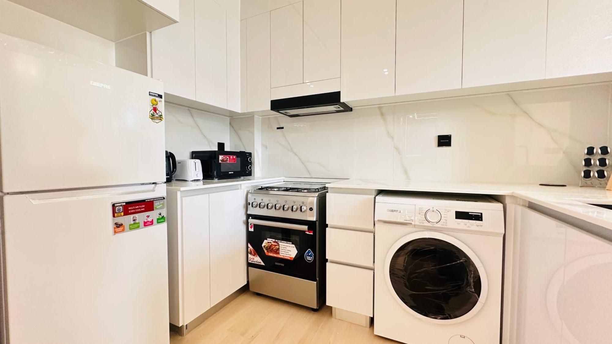 Oyo 1289 Premium 1bed At Jvc
