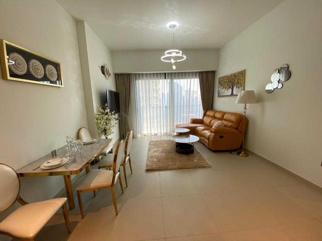 Oyo 1188 Orion Bldg 1 Bhk Xl