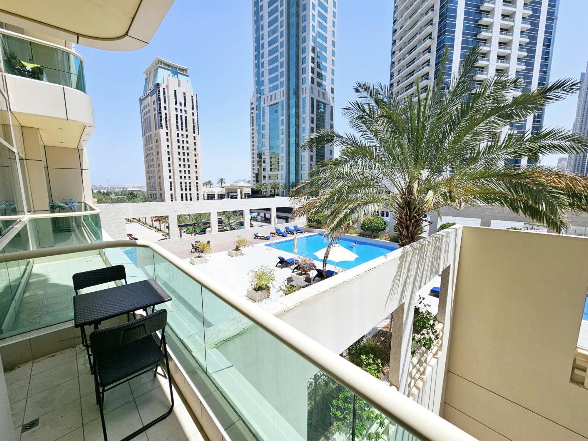 Sunrise Homes - Poolside 1 Bedroom Near Jbr Beach