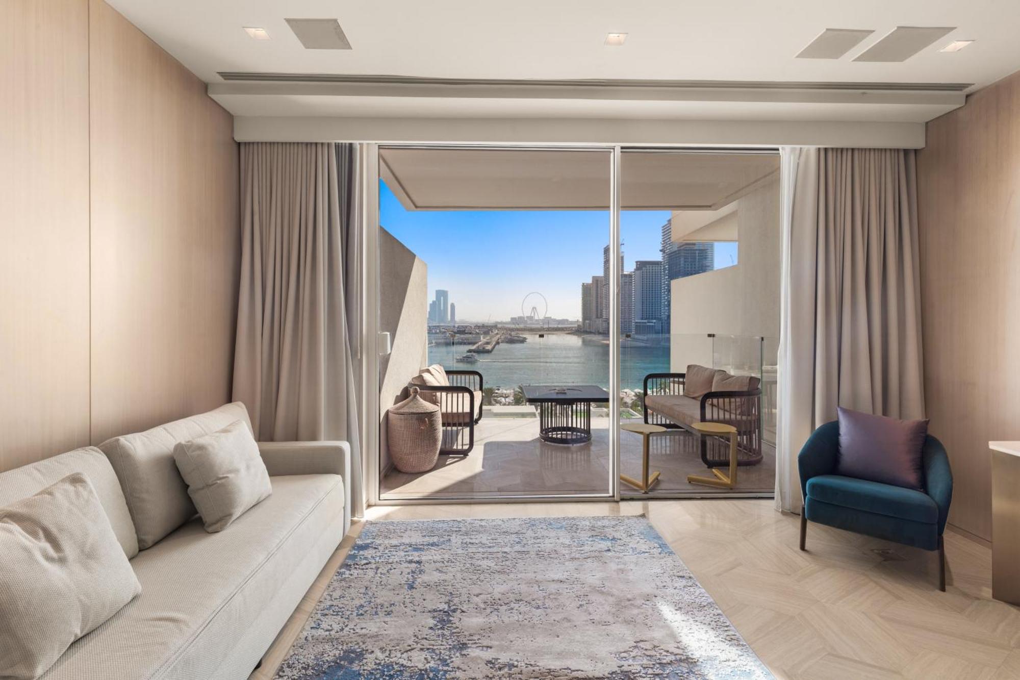 Superluxury In Five Palm, Pool & Access Apartment Dubai