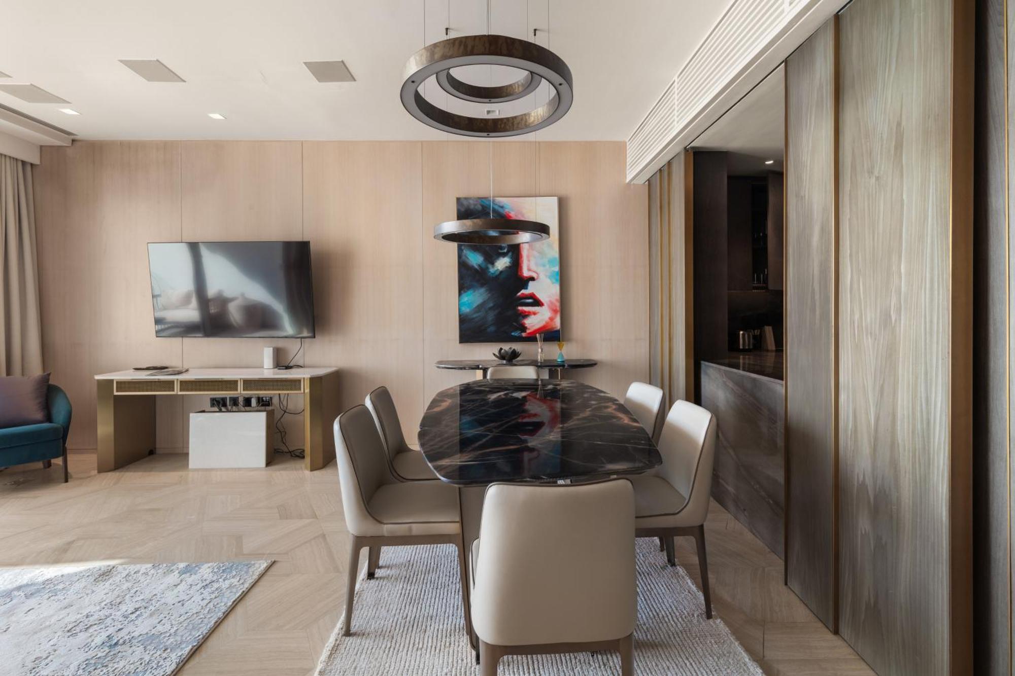 Superluxury In Five Palm, Pool & Access