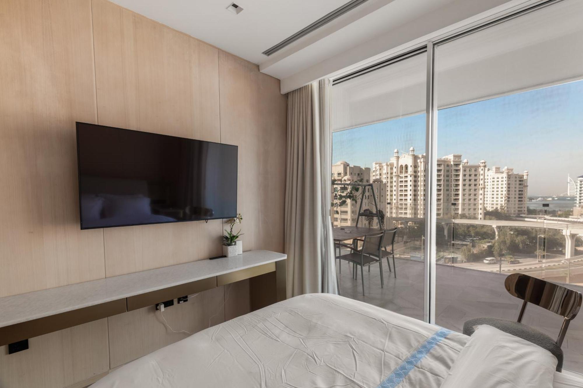 Apartment Superluxury In Five Palm, Pool & Access