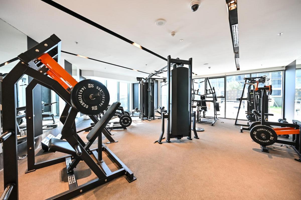Apartment Stunning 1bdr Luxury With Burj Khalifa View Dubai