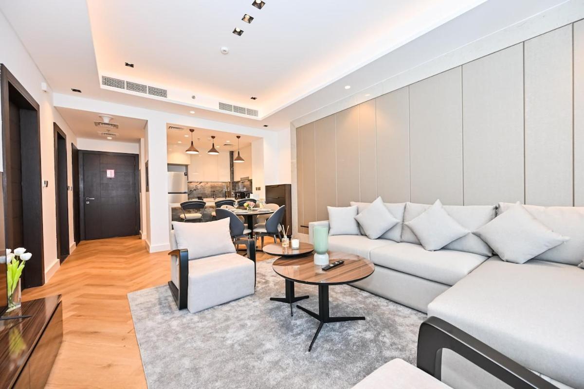 Apartment Stunning 1bdr Luxury With Burj Khalifa View Dubai