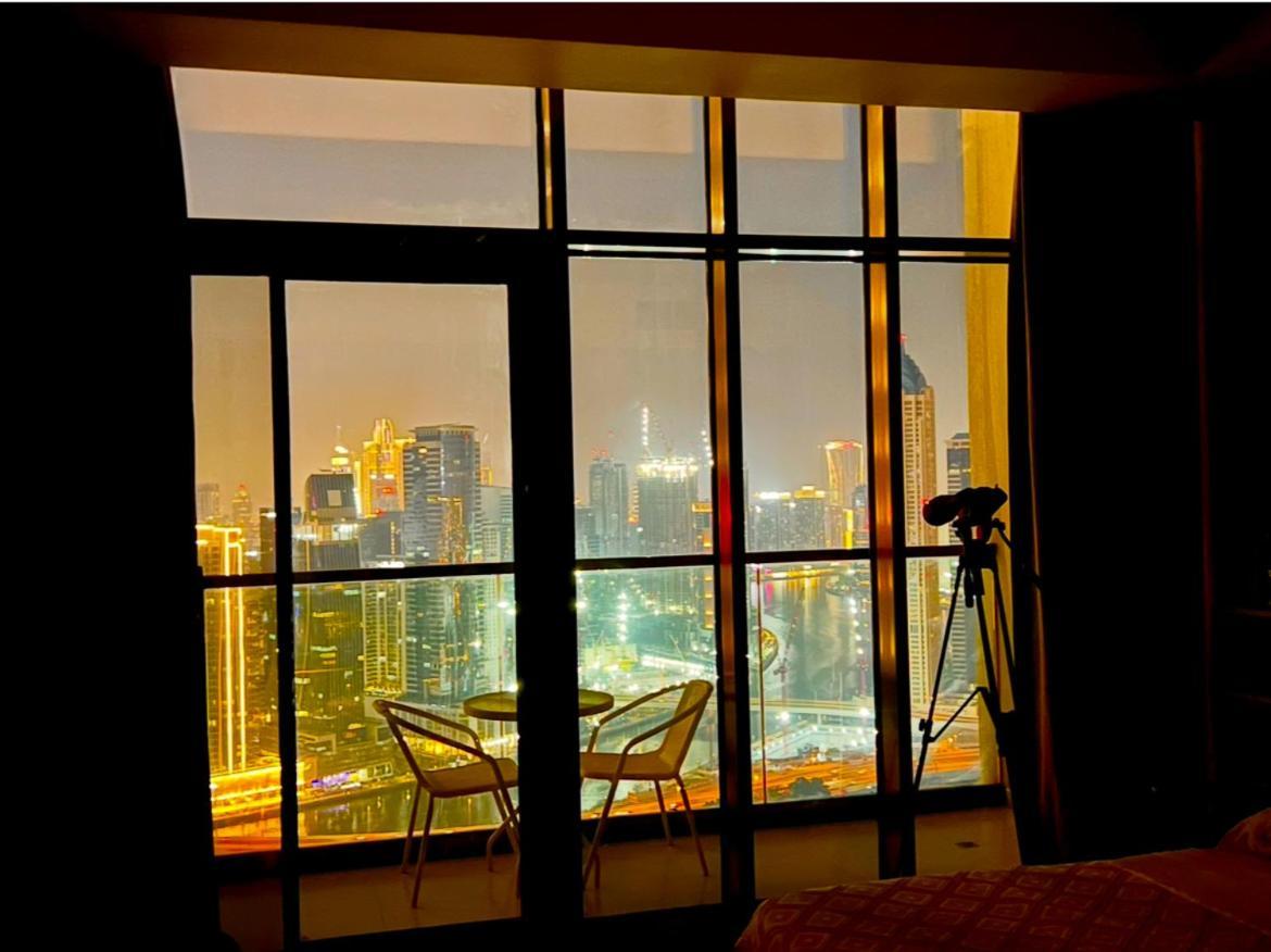 Fantastic Downtown Skyline Und Sea View 44th Floor Pool Gym Luxury Apartment
