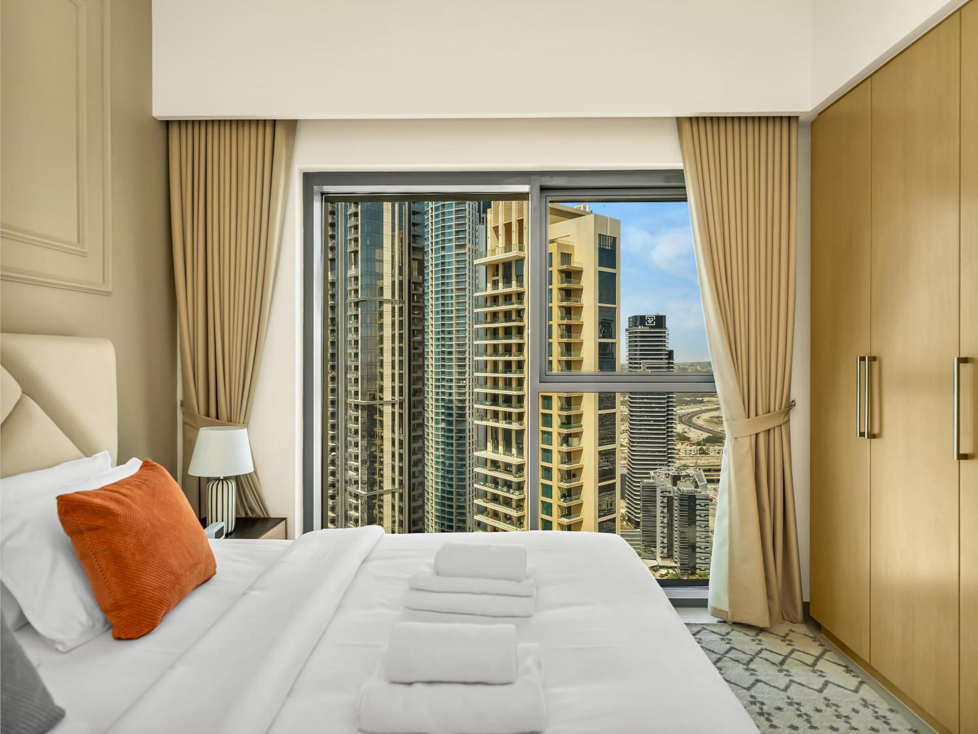 New! Panoramic Burj Khalifa Views At Burj Royale * Dubai