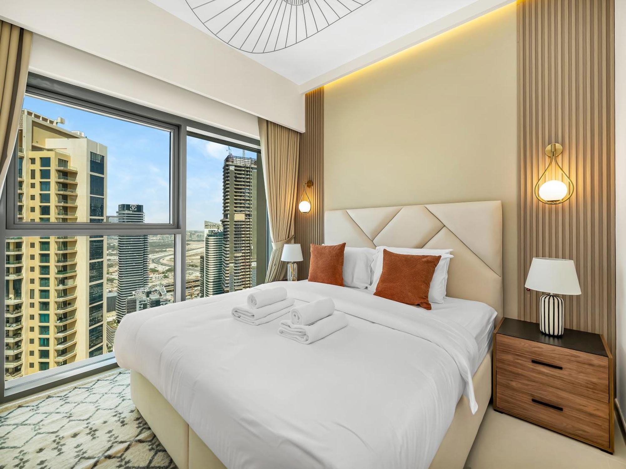 New! Panoramic Burj Khalifa Views At Burj Royale