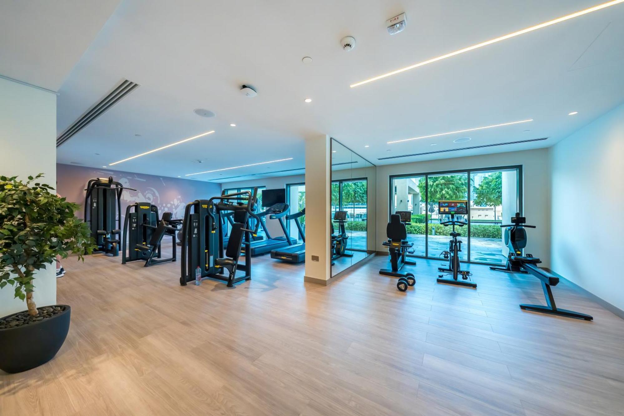 New! Panoramic Burj Khalifa Views At Burj Royale *