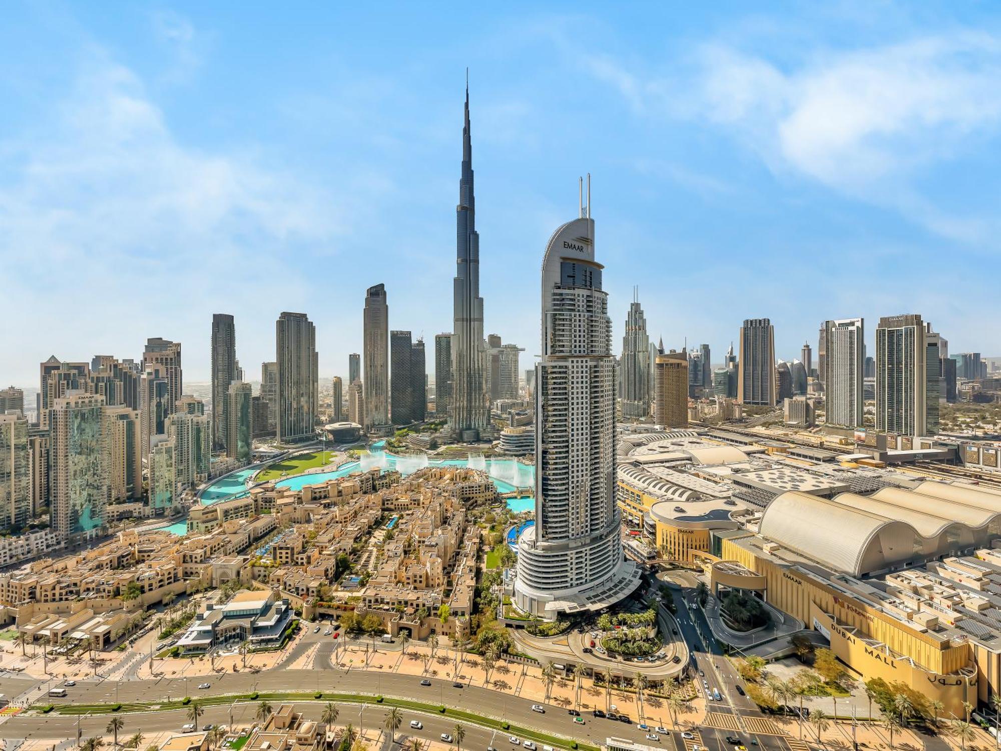 New! Panoramic Burj Khalifa Views At Burj Royale Apartment *