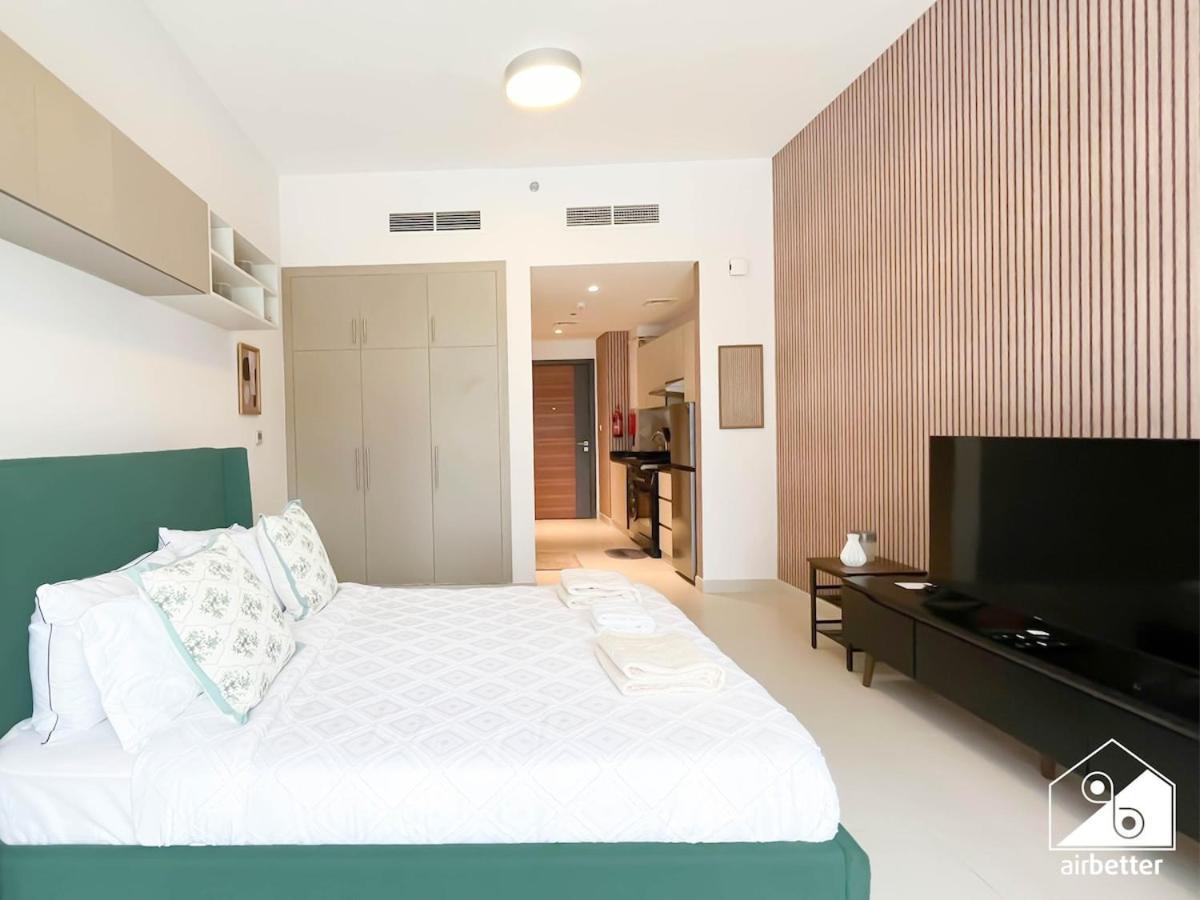 Serene With Views In Al Waleed Garden 2 Apartment Dubai