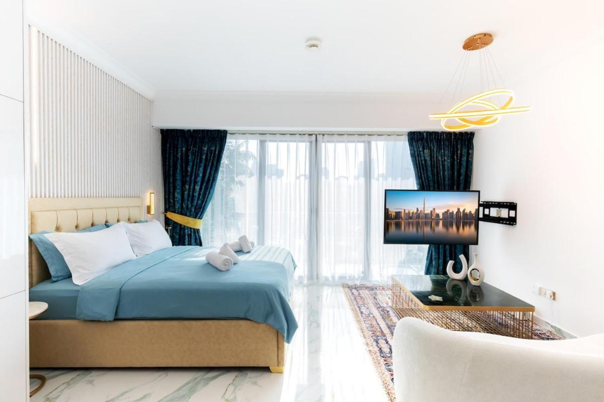 Apartment First Class Chic Modern Urban Escape