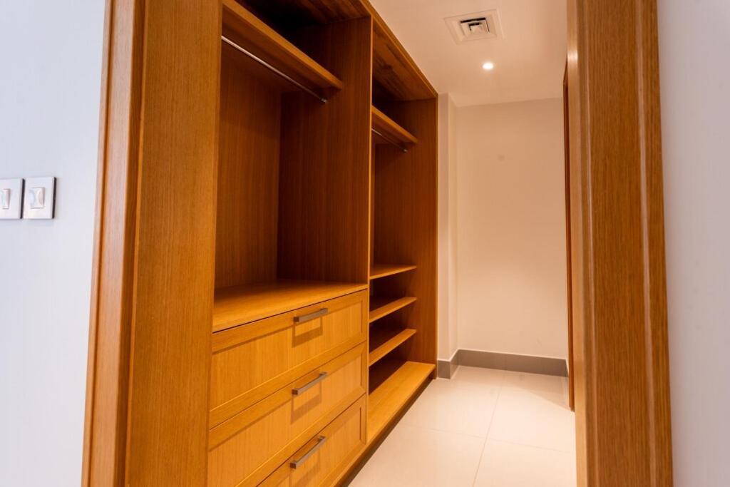 Burj Khalifa Fountain Full View Opera Grand 4br Apartment *