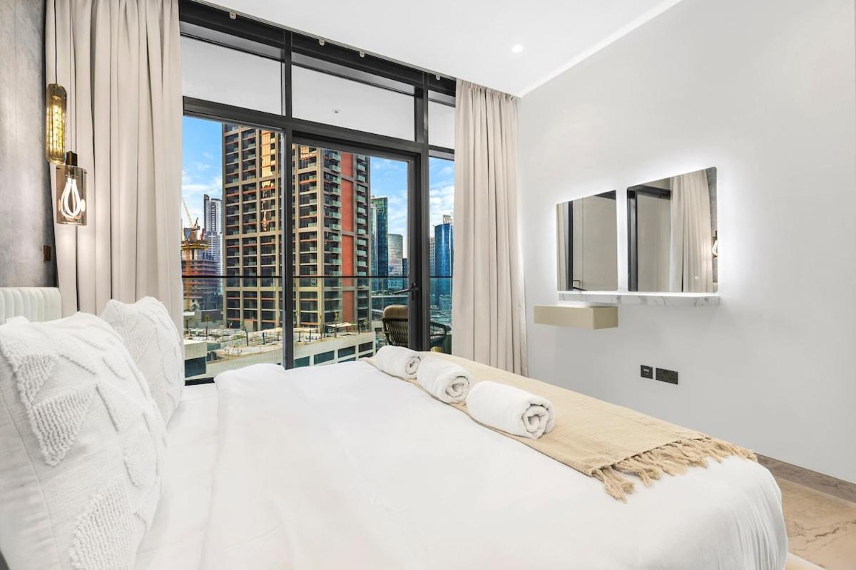 Apartment First Class 1br Unmatched Burj Khalifa Views *