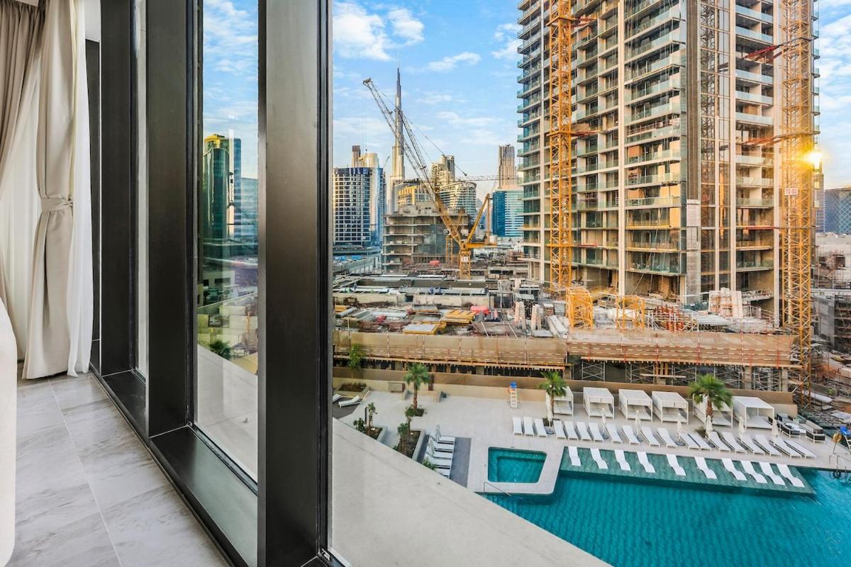 First Class 1br Unmatched Burj Khalifa Views Apartment