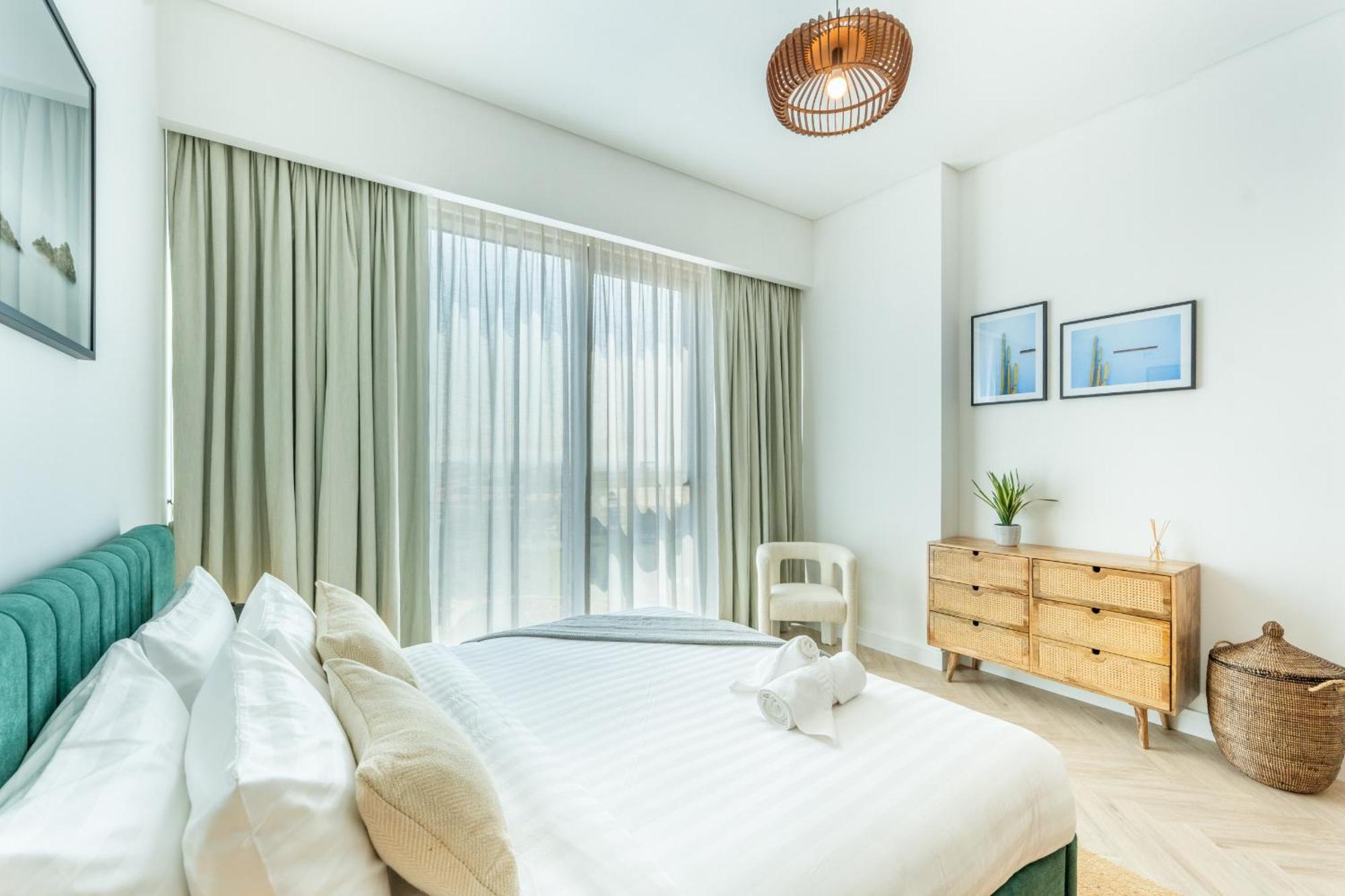 Apartment 1 Bedroom In Canal Front Al Wasl By Pk Holidays Dubai