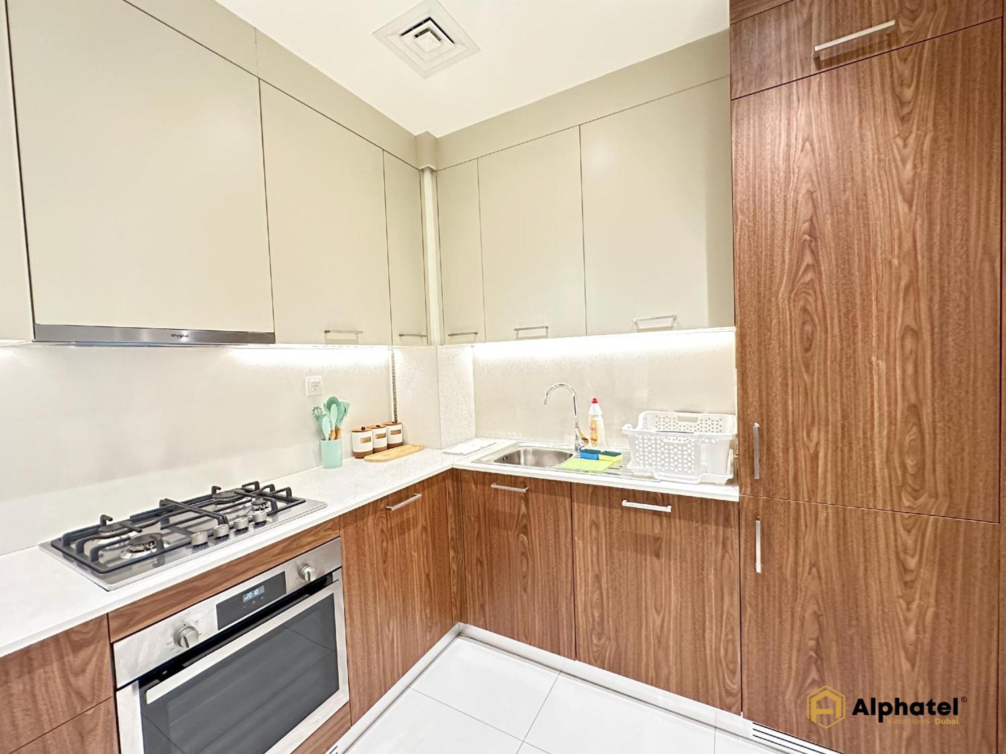 Apartment Chic 1-bedroom In Silicon Oasis - By Alphatel Vacations *