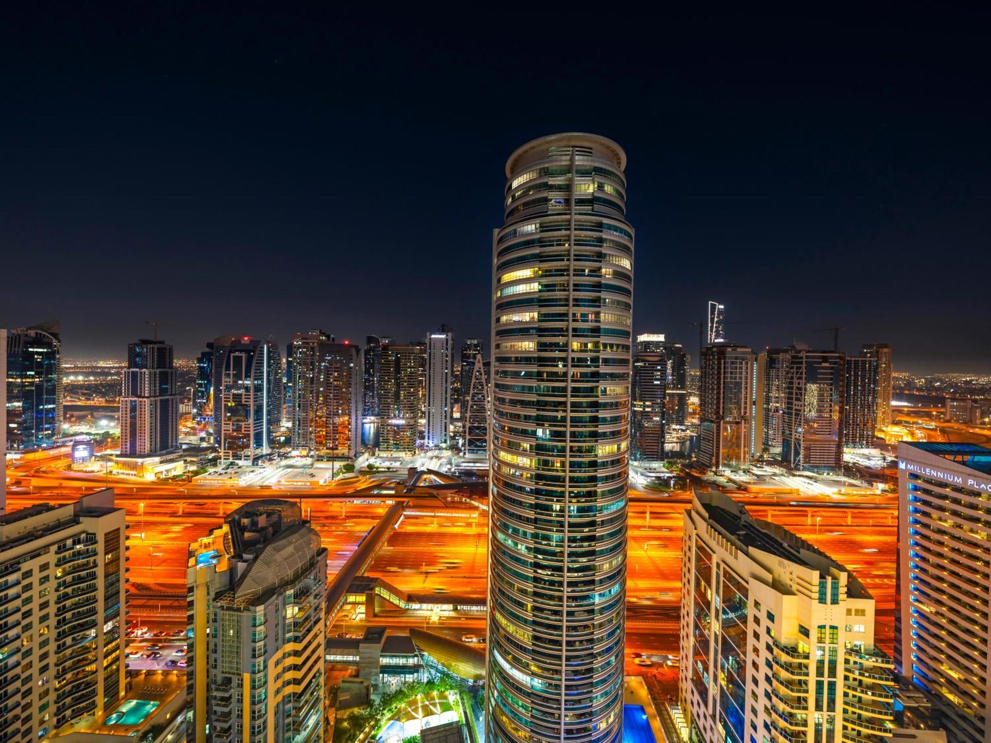 Vida & Yacht Club -new 2 Bhk -sea, Ain & Marina View