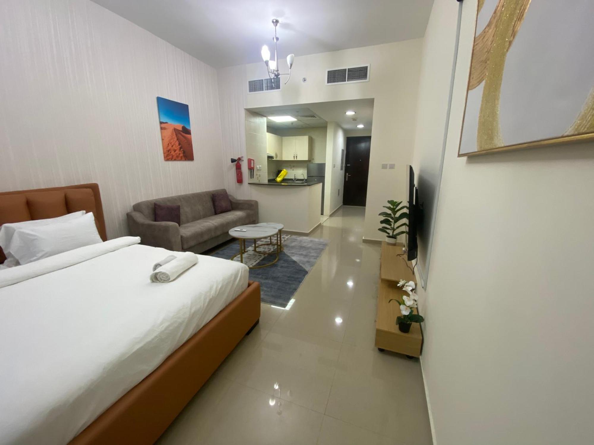 Apartment Phineek Exquisite Luxury Uniestate Sports *