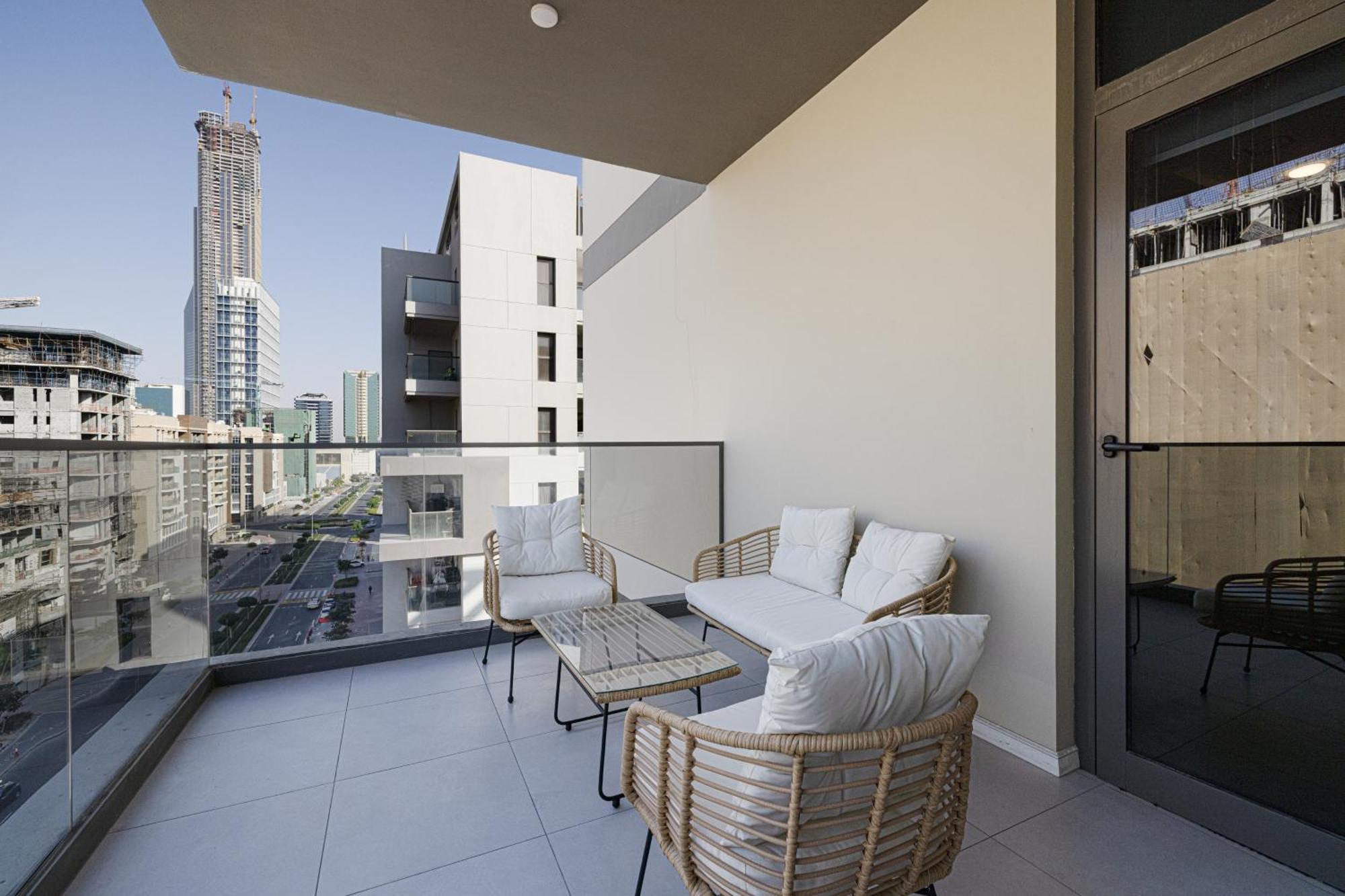 Daniels 2br At Jumeirah Garden Apartment Dubai