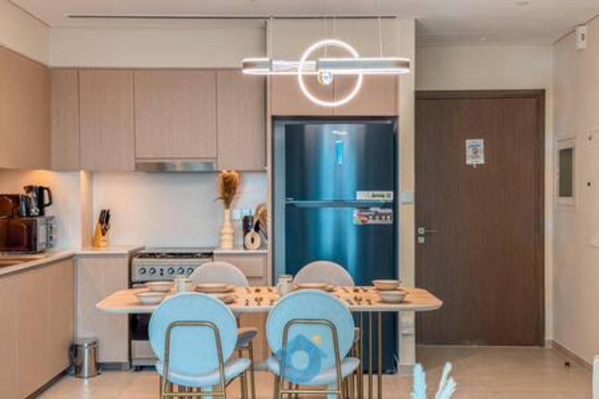 Likehome 5610gr Sky-high Two Bedroom In Downtown Apartment