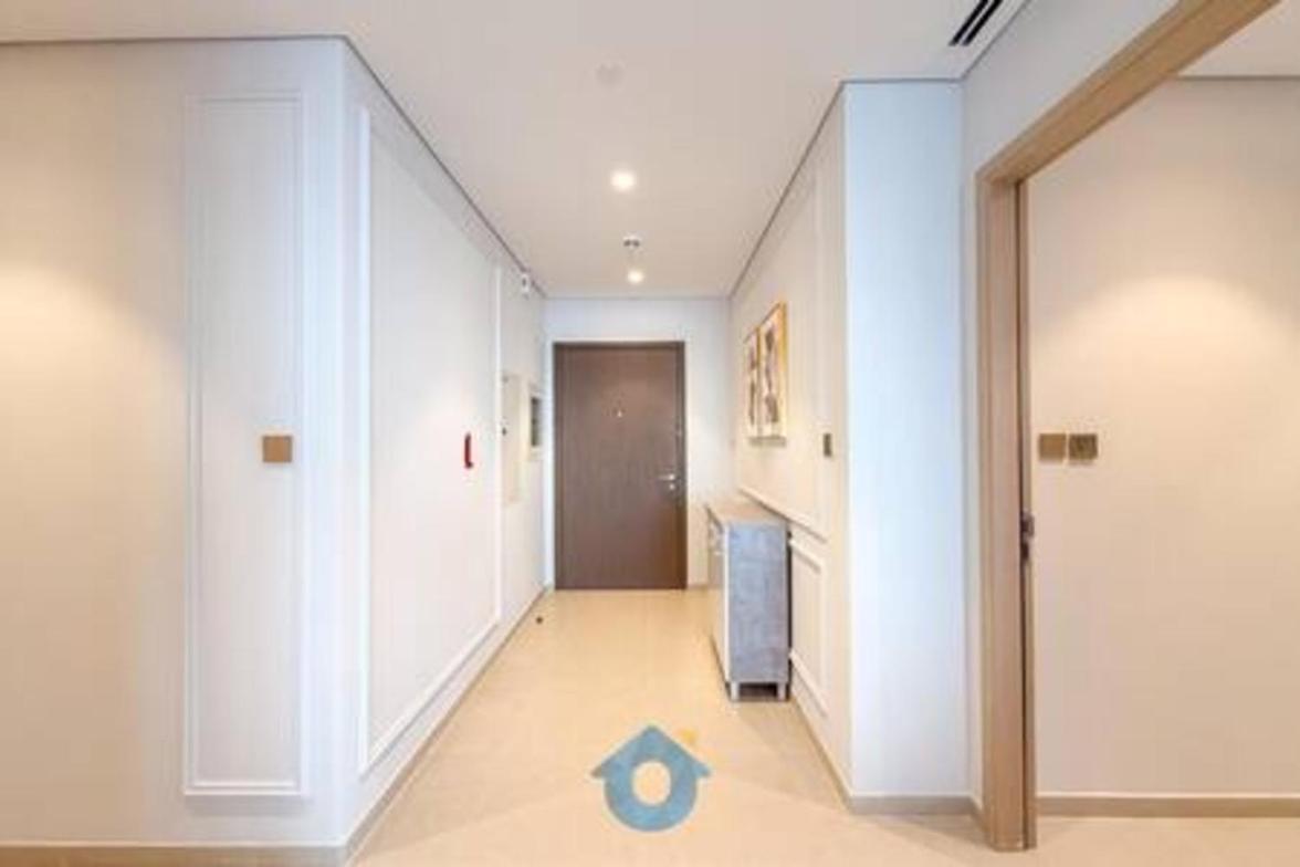 5609gr Elegant 3bhk With Fountain Views Apartment *