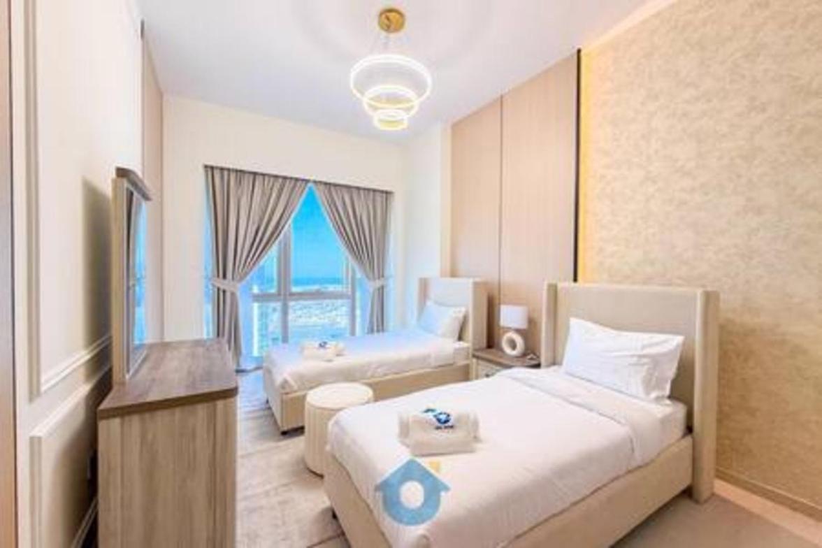 5601gr Elegant Two Bedroom In Downtown * Dubai