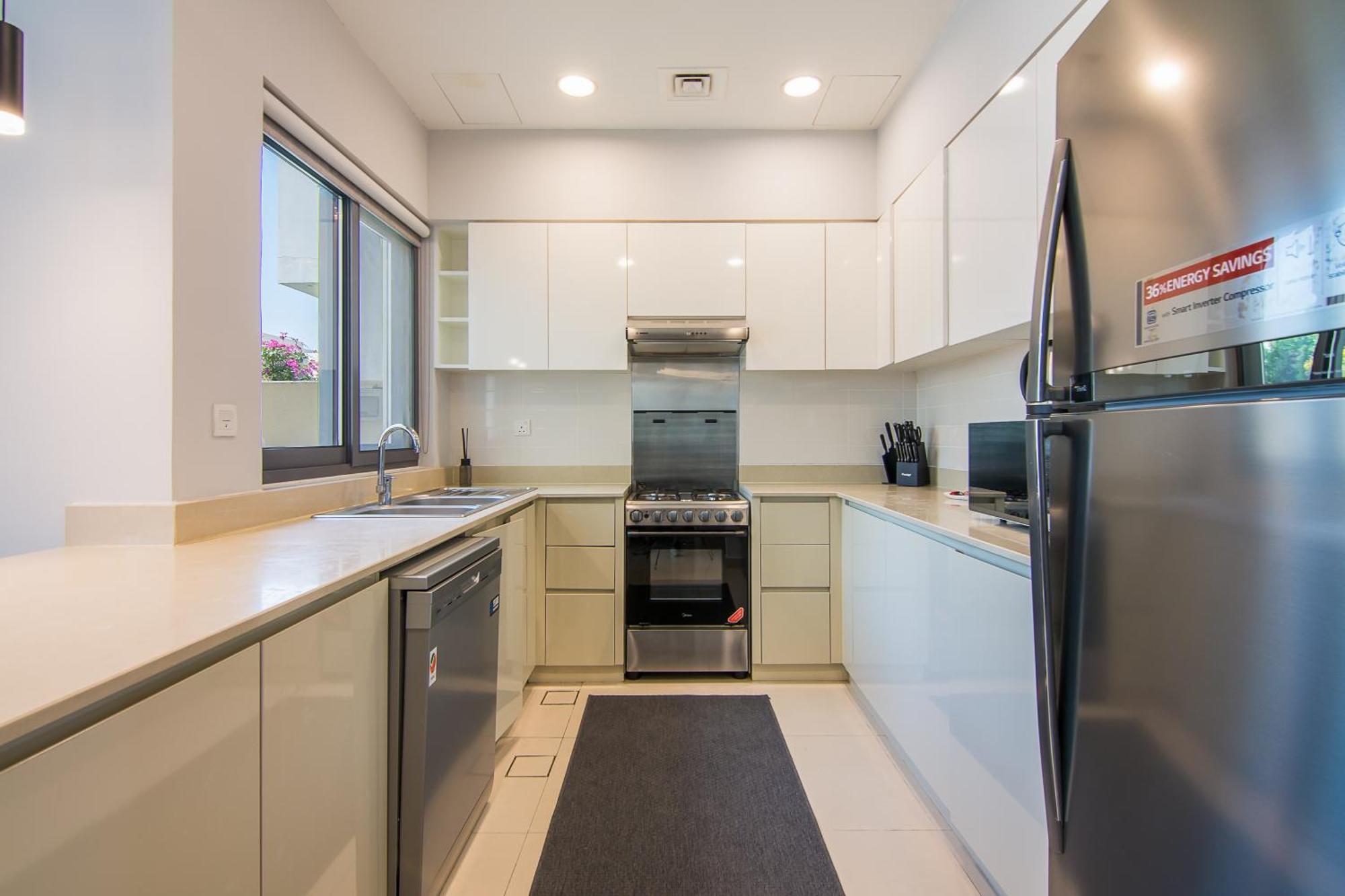 Elegant 4 Bedrooms Maid In The Heart Of Hills *