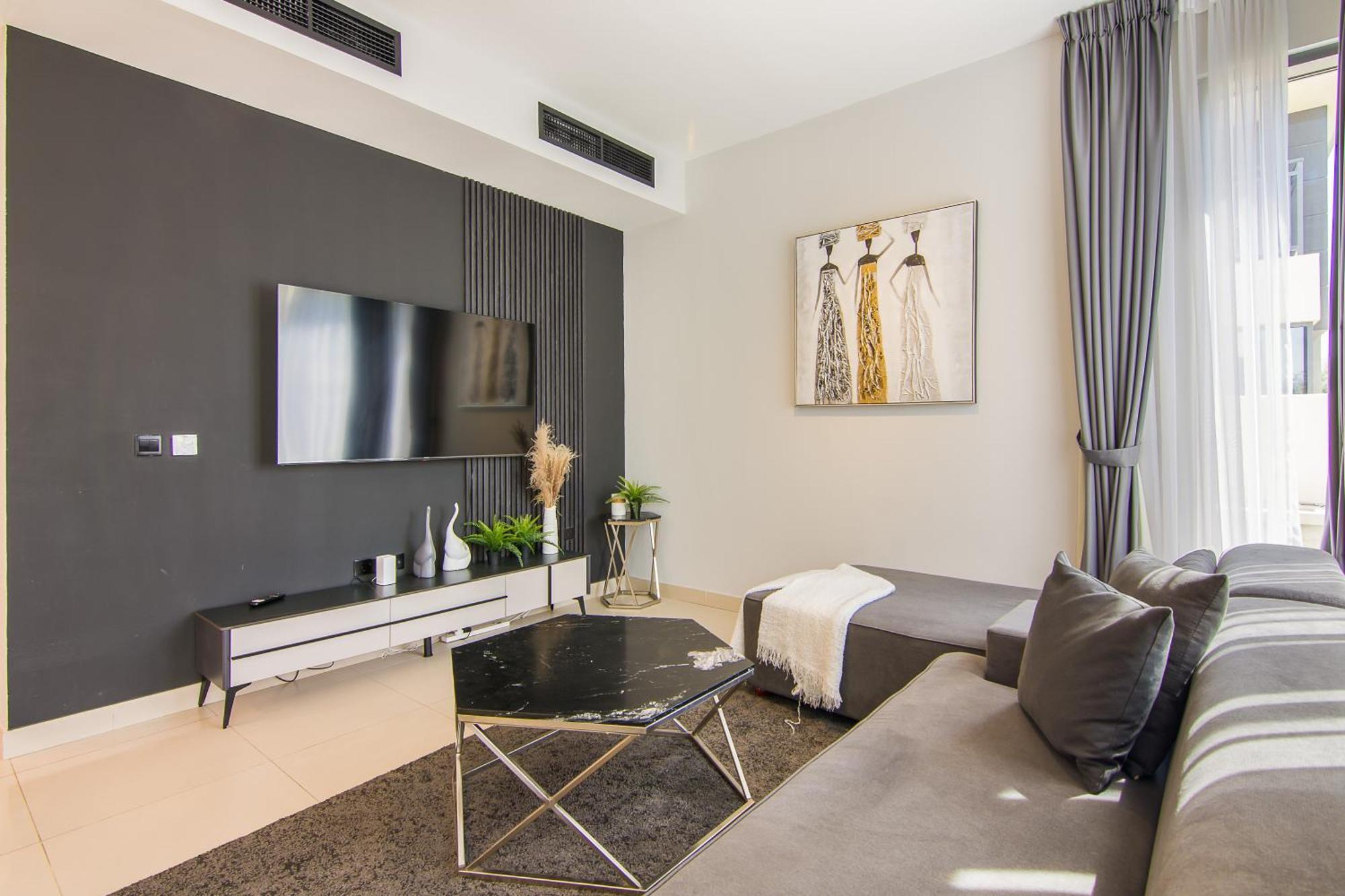 Elegant 4 Bedrooms Maid In The Heart Of Hills Villa
