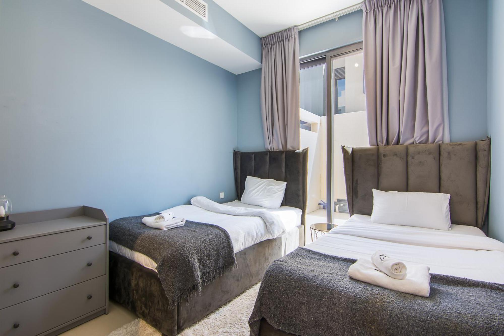 Elegant 4 Bedrooms Maid In The Heart Of Hills Villa