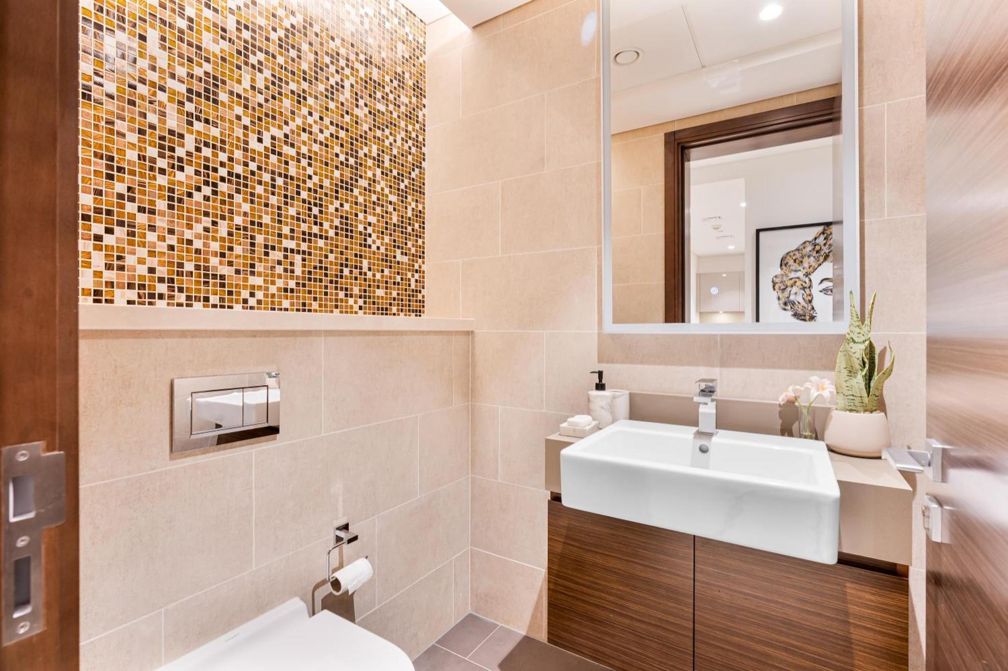 Luxury 2br With Stunning Amenities Dubai