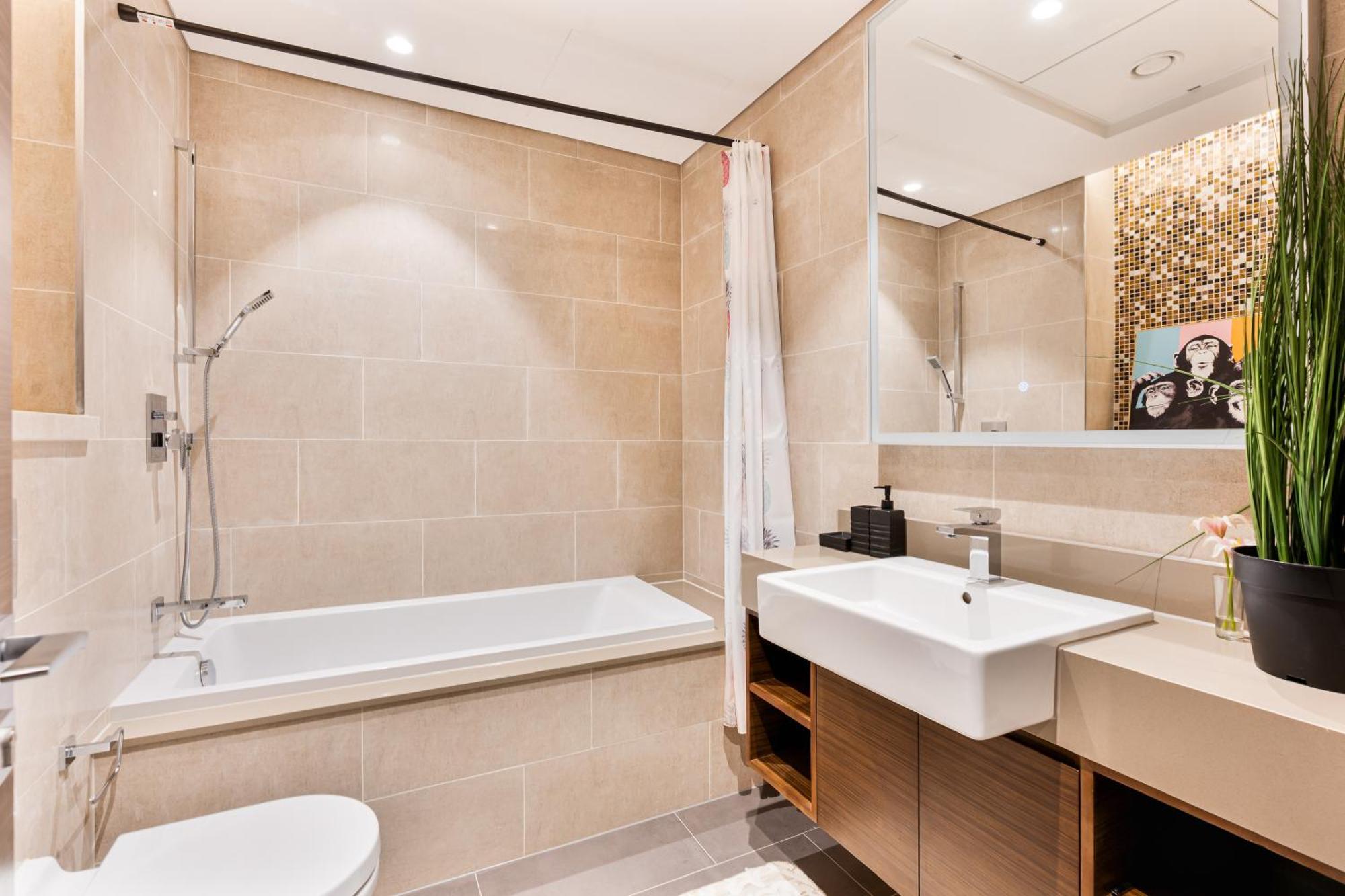 Apartment Luxury 2br With Stunning Amenities *