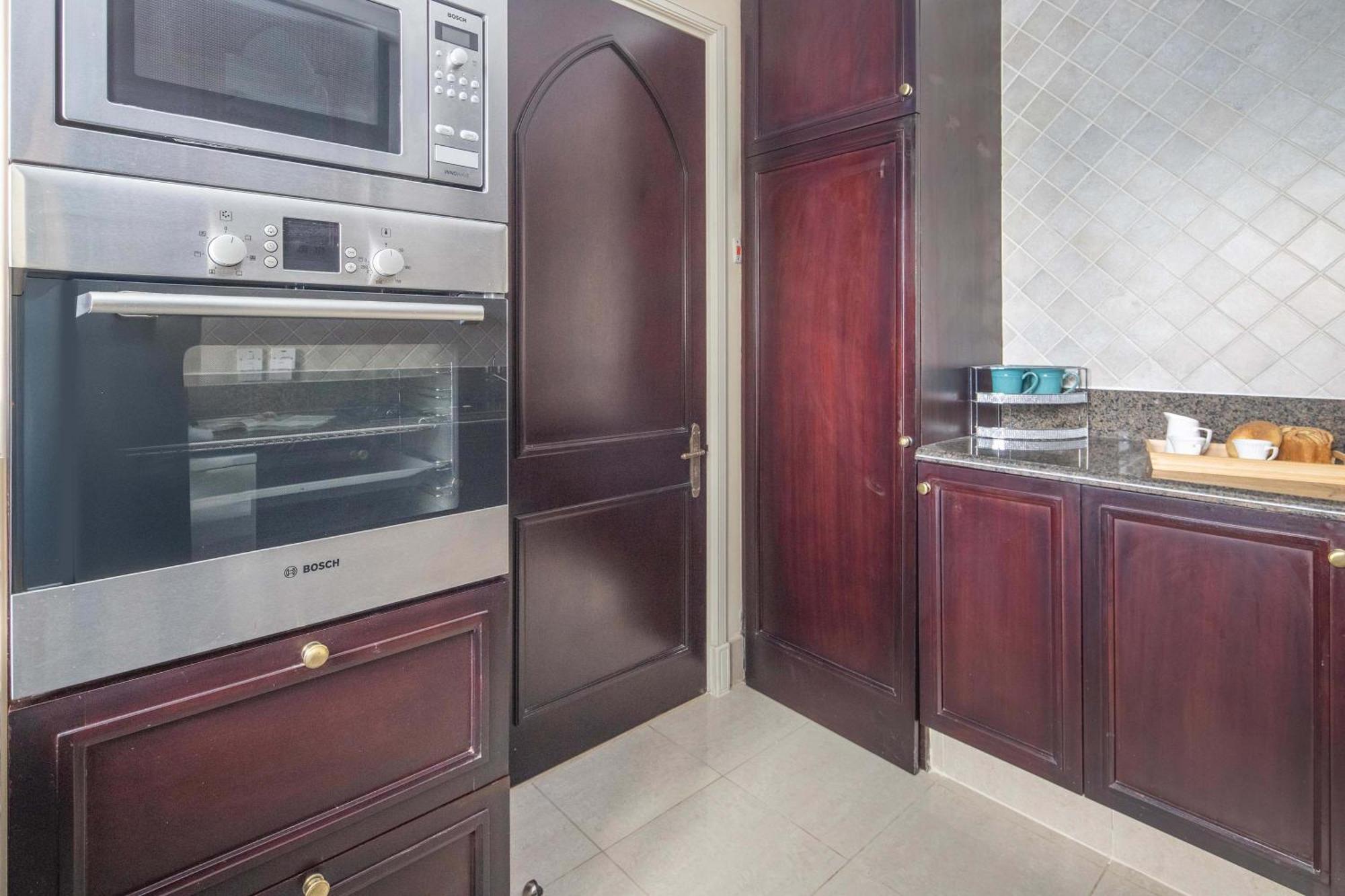 Apartment Frank Porter - Tejar Tower Dubai