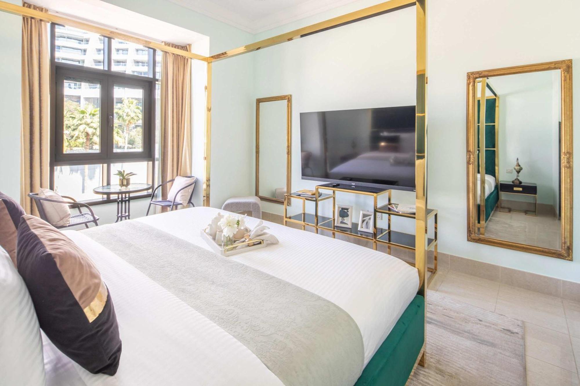Frank Porter - Tejar Tower Apartment
