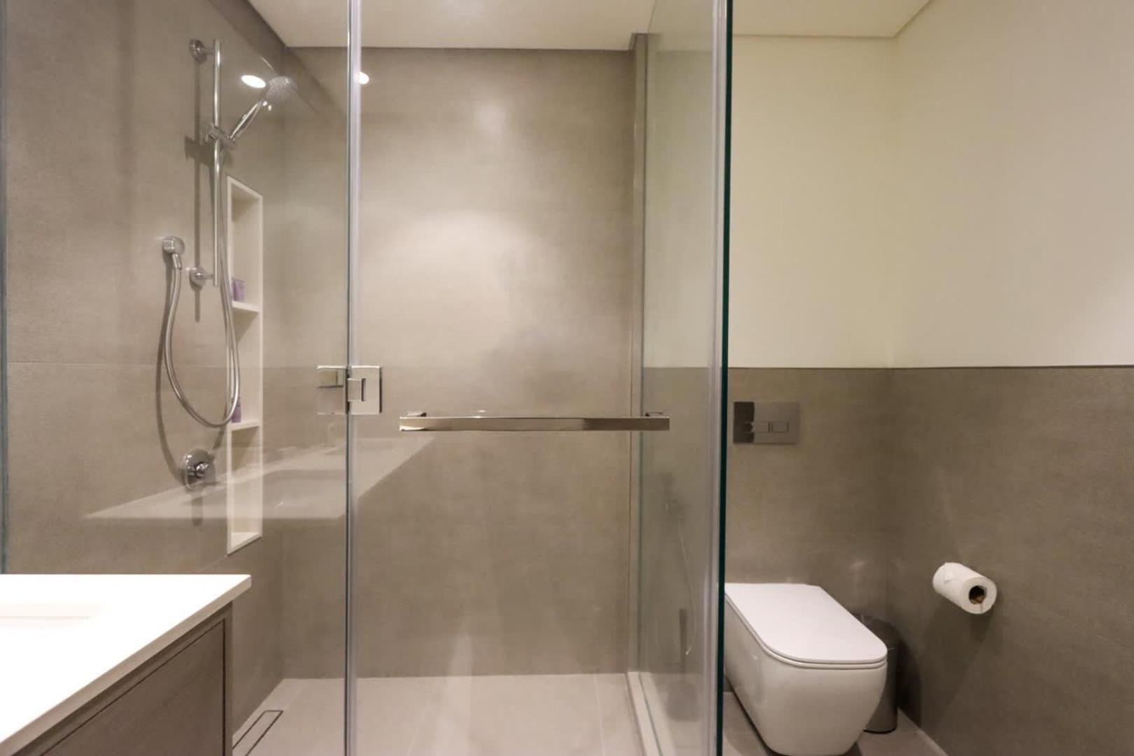 Livbnb-modern 2br With Partial Burj Khalifa View * Dubai