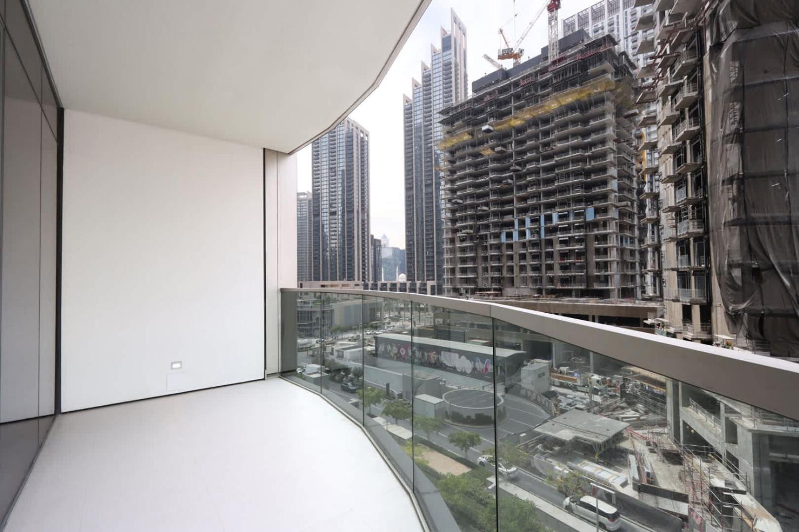 Apartment Livbnb-modern 2br With Partial Burj Khalifa View Dubai