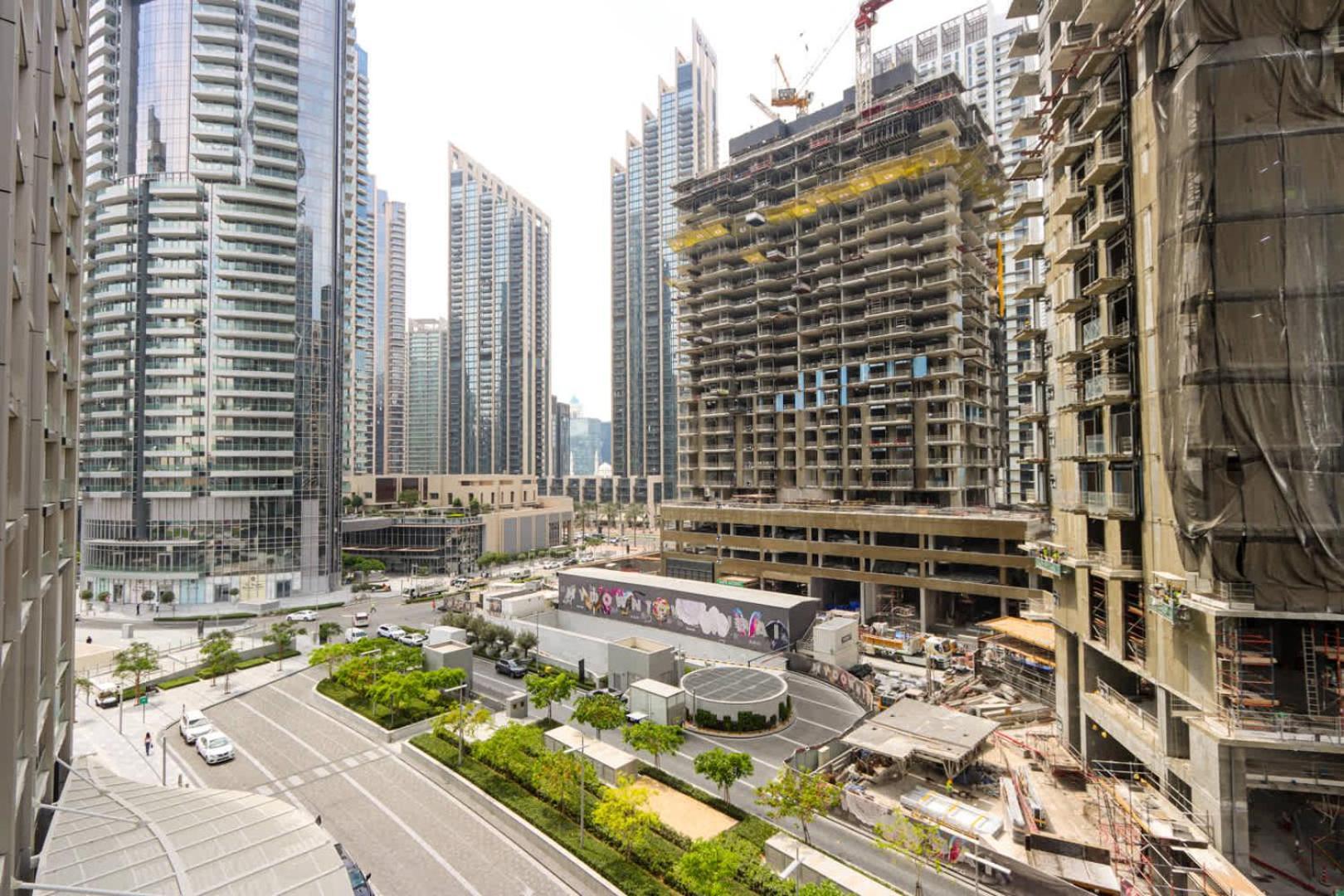 Apartment Livbnb-modern 2br With Partial Burj Khalifa View *