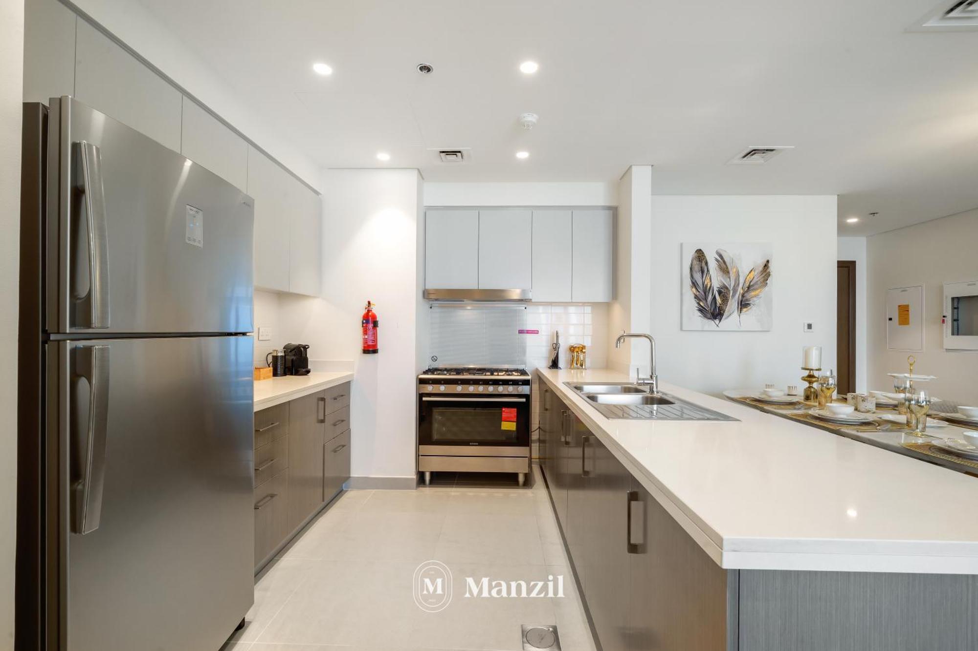 Apartment Manzil - 3br Maids In Downtown With Burj Khalifa View *