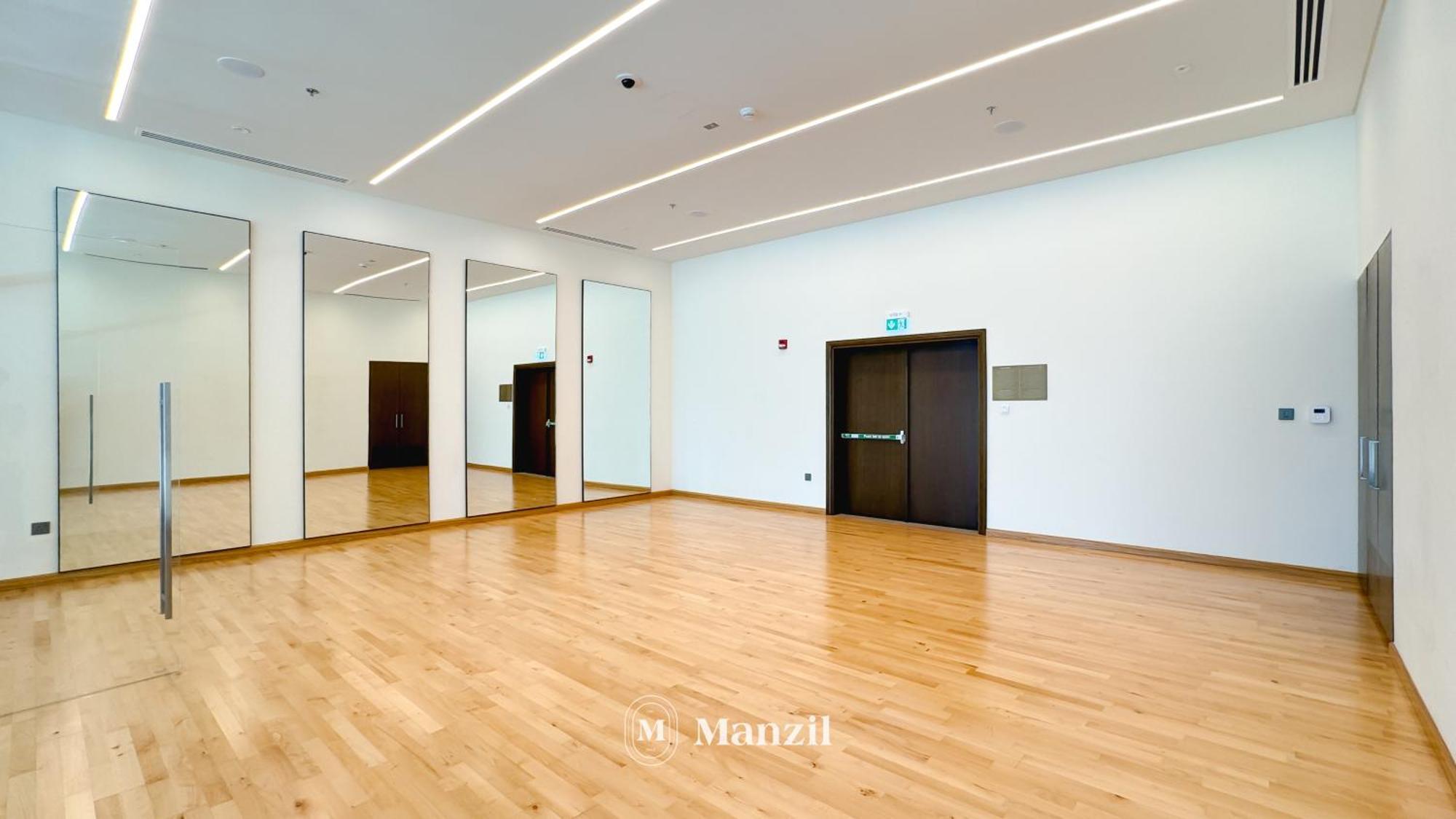 Manzil - 3br Maids In Downtown With Burj Khalifa View Apartment