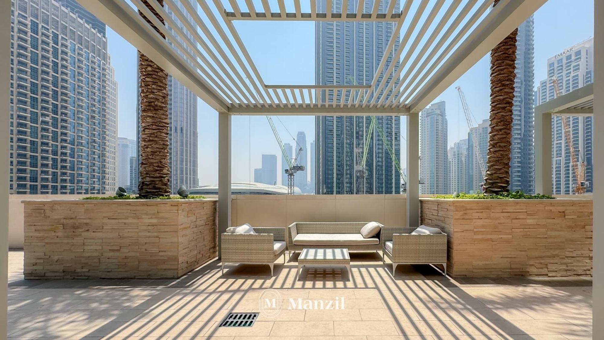 Apartment Manzil - 3br Maids In Downtown With Burj Khalifa View *
