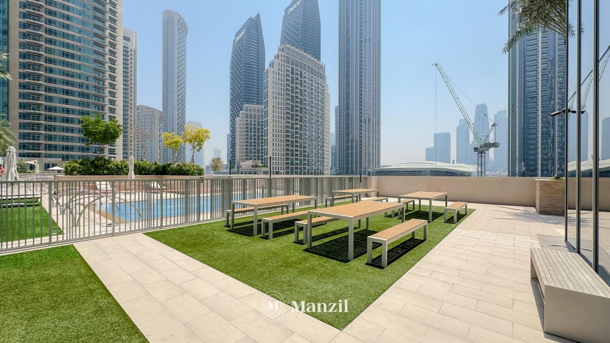 Apartment Manzil - 3br Maids In Downtown With Burj Khalifa View Dubai