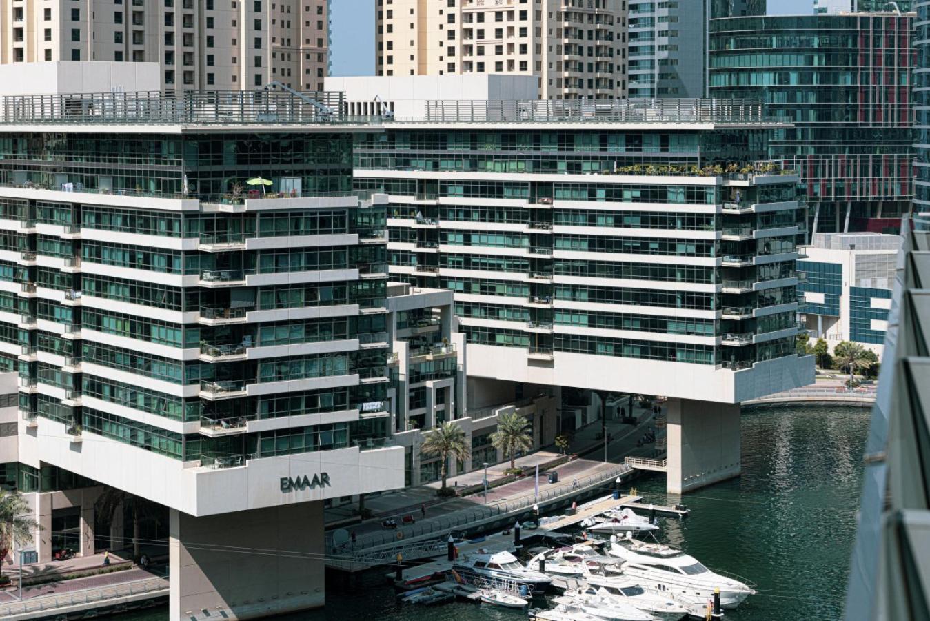 Apartment Waterfront Studio, Perfectly Located In Marina