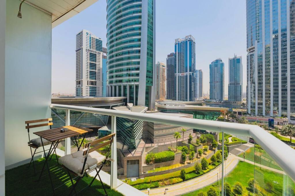 Apartment Renovated Terrace Jlt Next To Metro! Dubai