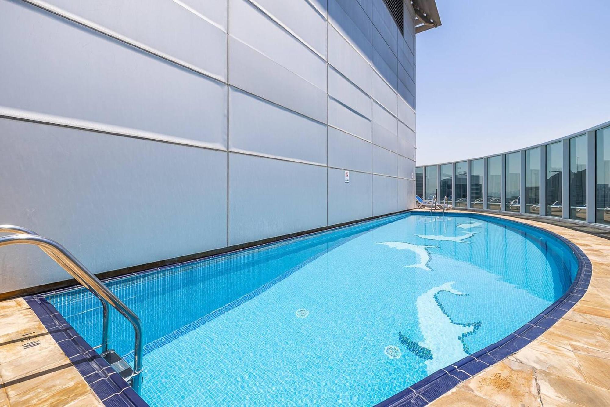 Apartment Spacious Luxe Near Metro