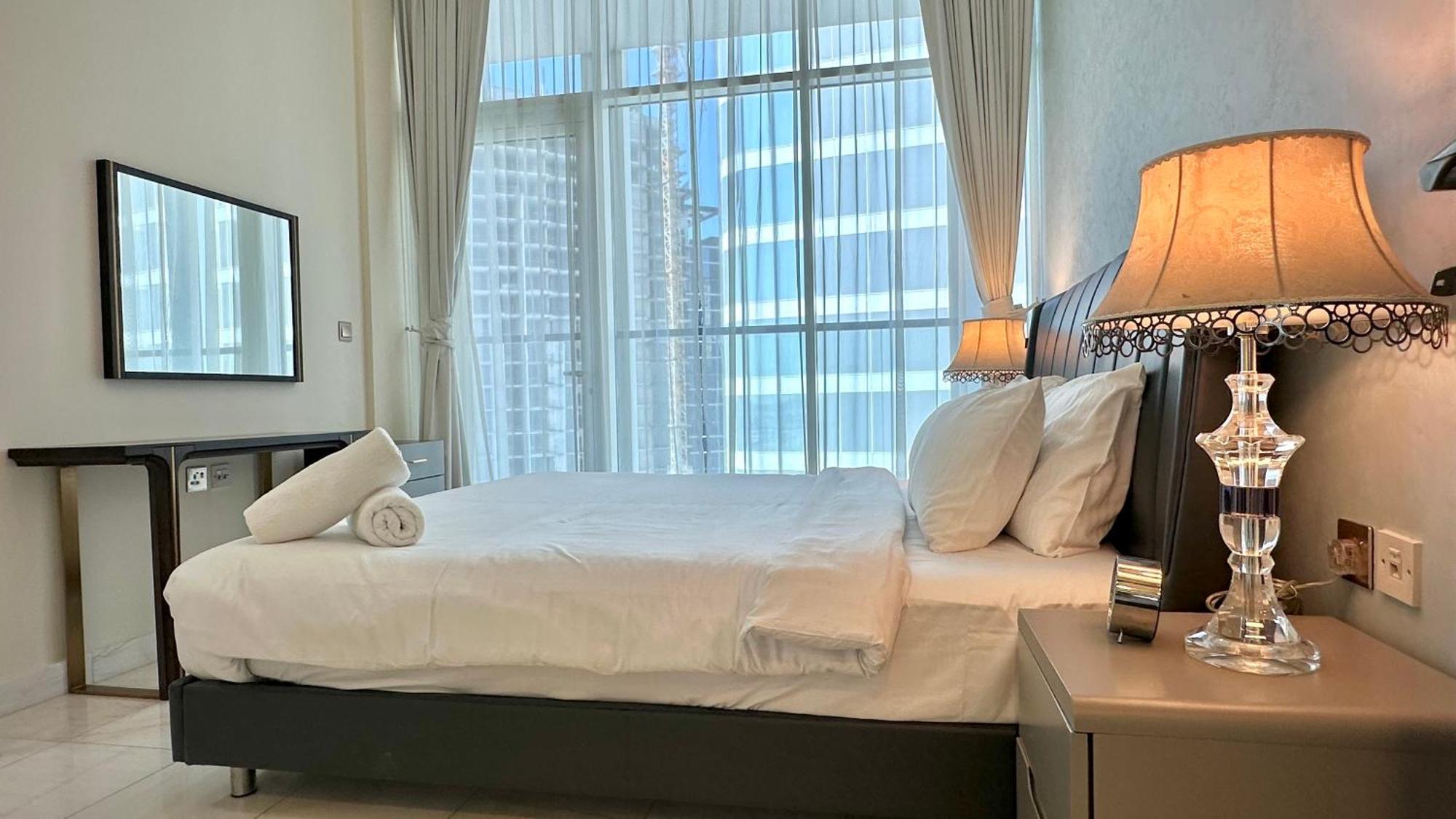 Charming 2br In The Heart Of Business Bay By Bhavan Apartment