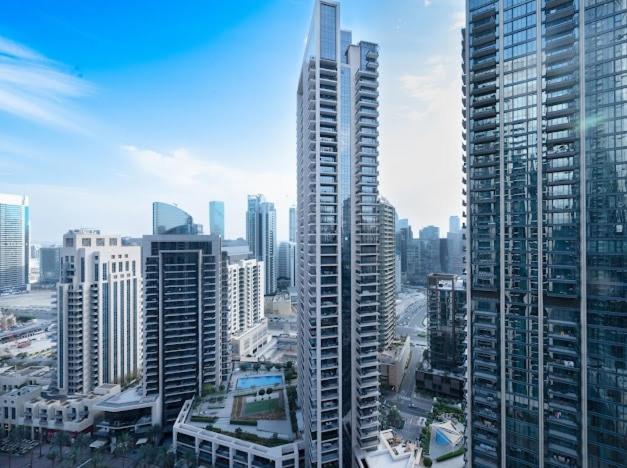 Apartment Act One Tower Near Burj Khalifa,dubai Mall