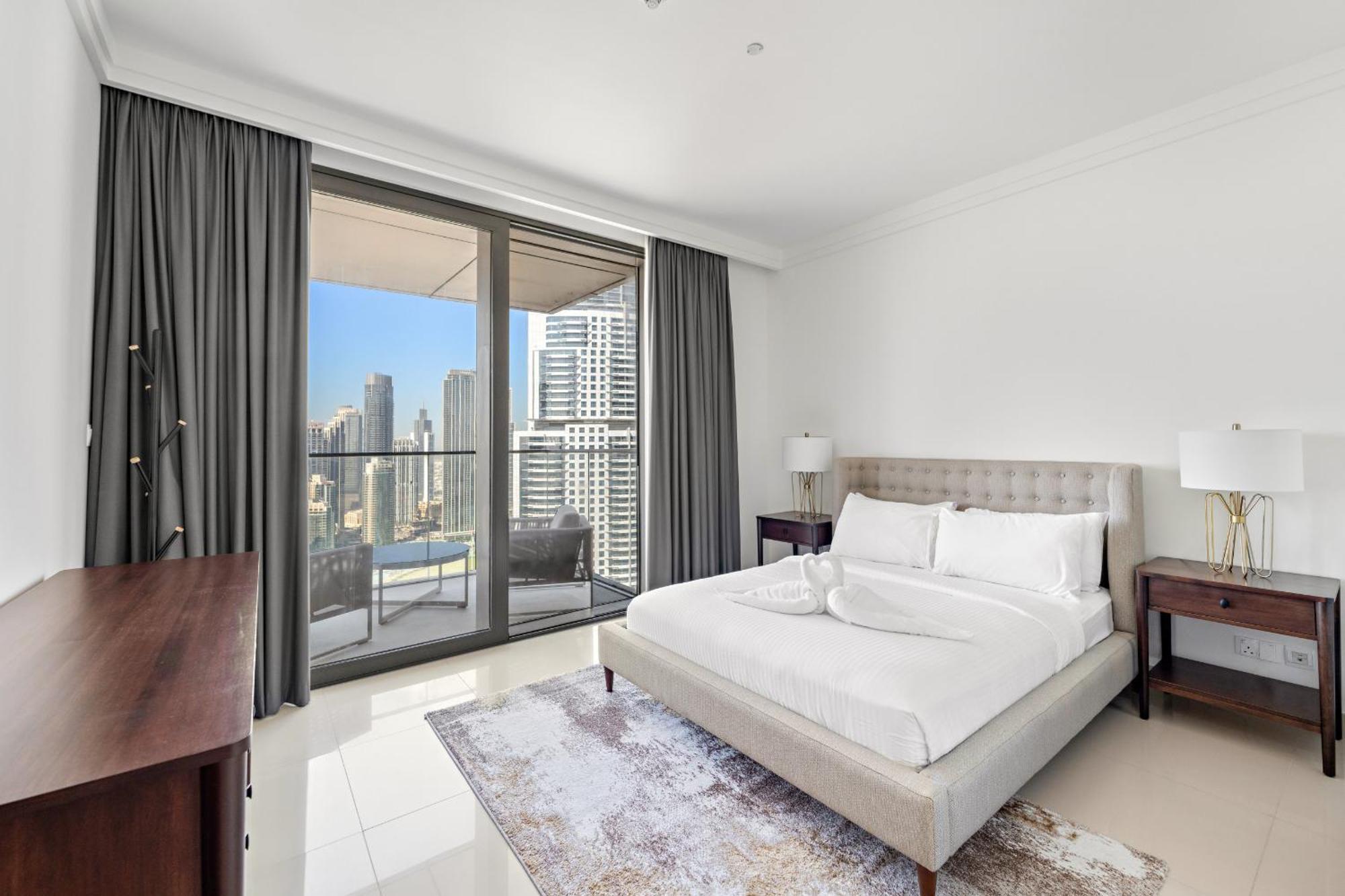 Vayk - Luxurious 2 Bedroom In Downtown *