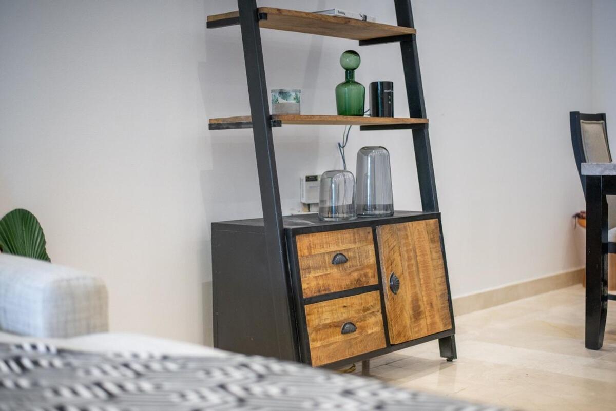 Stylish 2br At Belvedere With Balcony Views *