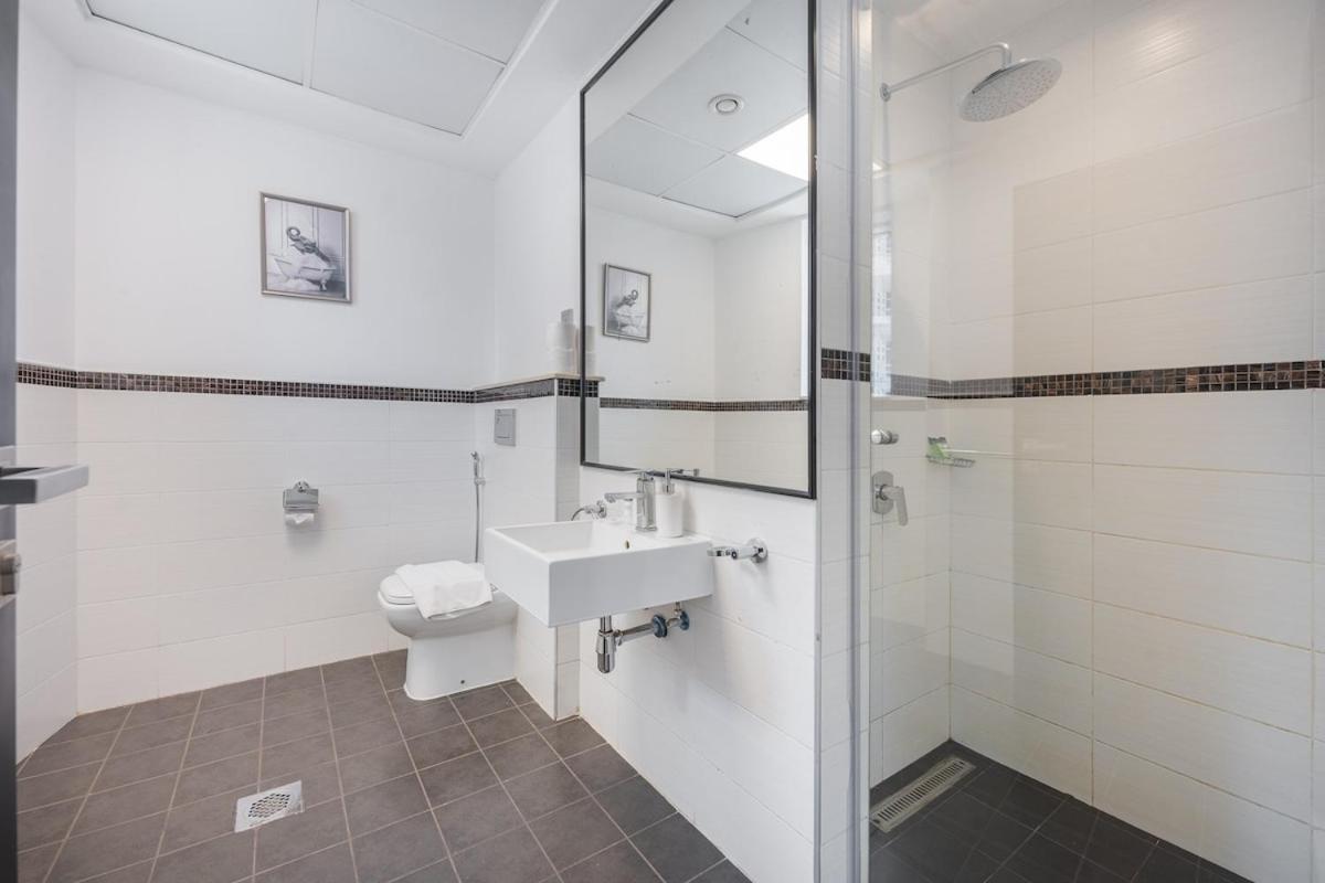 Apartment Opulent 3br With Modern Touches In Jbr