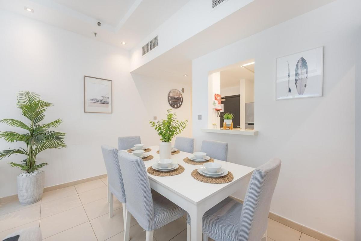 Apartment Opulent 3br With Modern Touches In Jbr Dubai