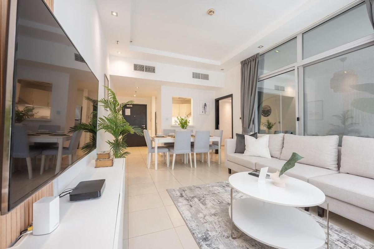 Opulent 3br With Modern Touches In Jbr *